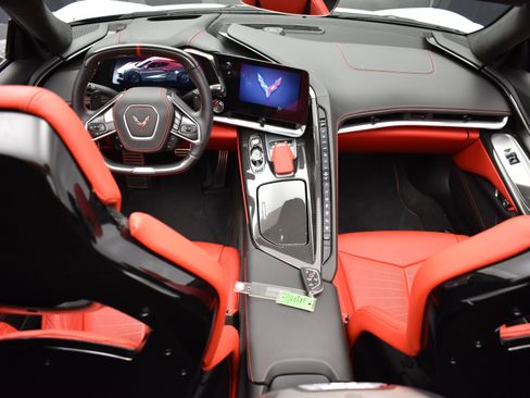 Used 2023 Chevrolet Corvette Z06 image 11