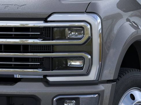 New 2026 Ford F450 Platinum w/ Platinum Plus Package AWD/4WD image 18