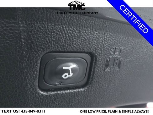 Used 2024 Ford Edge Titanium image 35