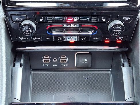 New 2025 Jeep Grand Cherokee L Altitude image 14