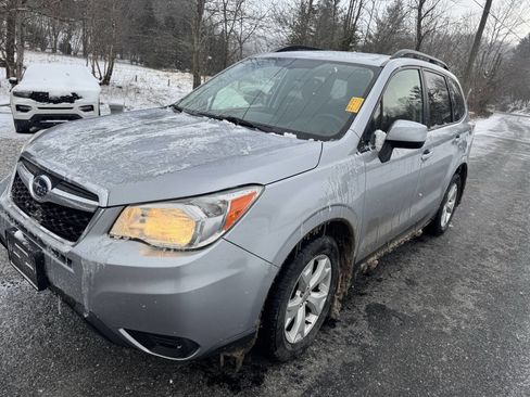 Used 2014 Subaru Forester 2.5i Premium image 9