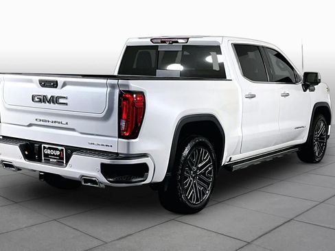 Used 2022 GMC Sierra 1500 Denali Ultimate AWD/4WD image 12