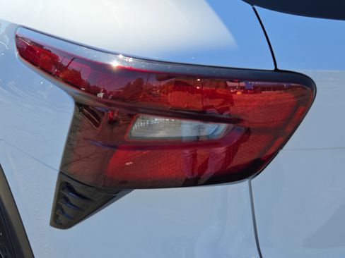 New 2026 Chevrolet Trax RS w/ Driver Confidence Package image 18