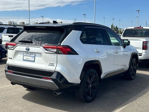 Used 2019 Toyota RAV4 XSE w/ Carpet Mat Package AWD/4WD image 5
