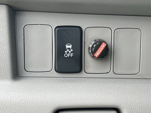 Used 2015 Honda Pilot LX image 16