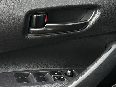 Used 2024 Toyota Corolla LE FWD image 21