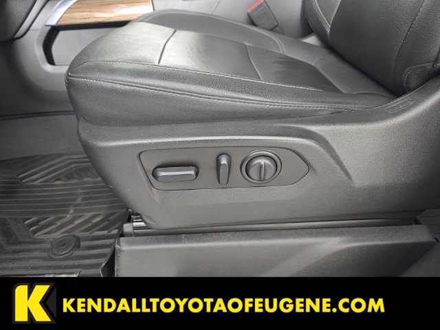 Used 2021 Chevrolet Silverado 1500 LT Trail Boss w/ Convenience Package II AWD/4WD image 28