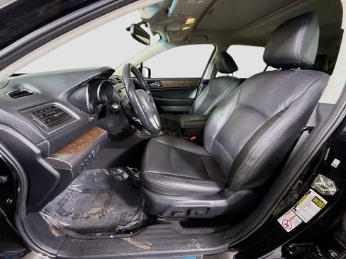 Used 2016 Subaru Outback 3.6R Limited image 22