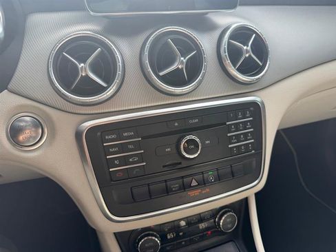 Used 2016 Mercedes-Benz CLA 250 4MATIC image 23