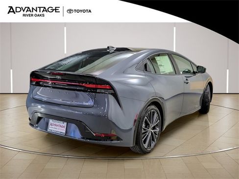 New 2026 Toyota Prius XLE image 7