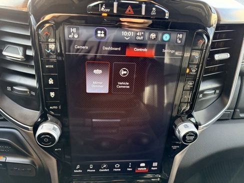 Used 2024 RAM 3500 Laramie w/ Safety Group image 27