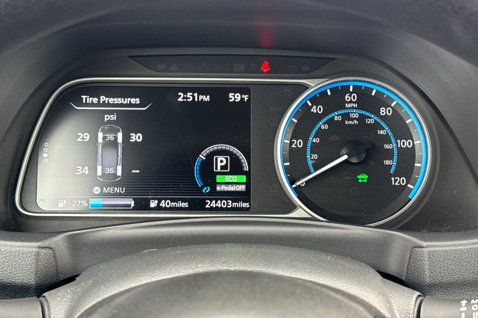 Used 2025 Nissan Leaf S FWD image 41