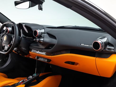 Certified 2022 Ferrari F8 Tributo RWD image 48