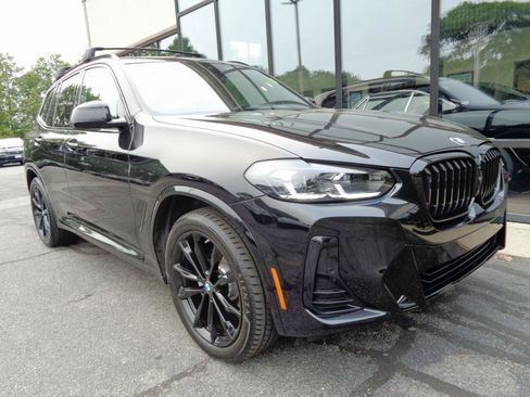 Used 2024 BMW X3 xDrive30i w/ M Sport Package AWD/4WD image 3