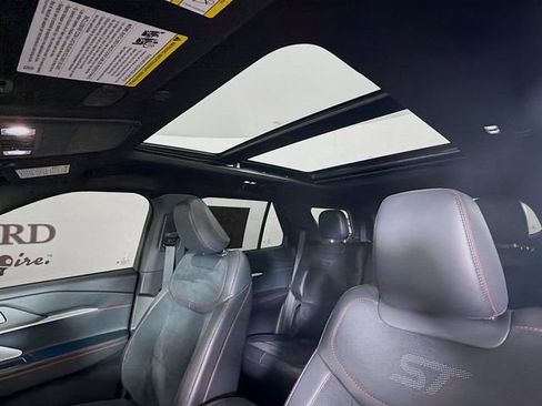 Certified 2025 Ford Explorer ST w/ Sun And Sound Package AWD/4WD image 26