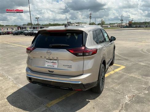 New 2026 Nissan Rogue Platinum AWD/4WD image 8