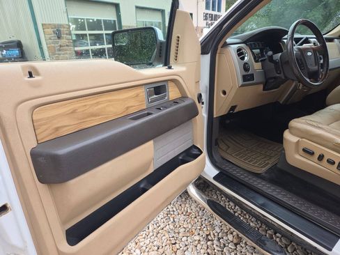 Used 2011 Ford F150 Lariat w/ Lariat Plus Pkg AWD/4WD image 9