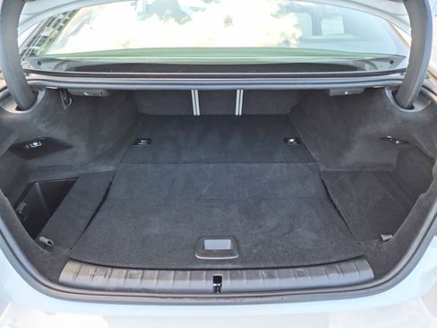 Used 2021 BMW 530e 530e w/ Premium Package image 27