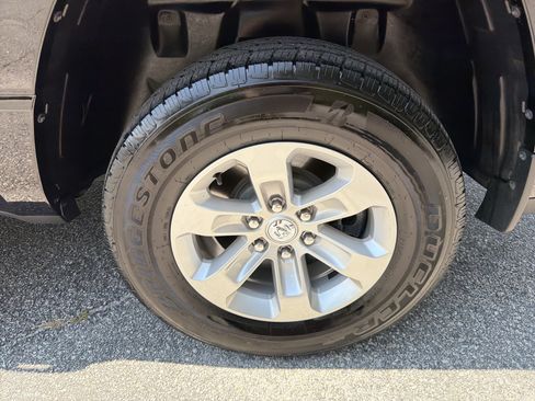 Used 2023 RAM 1500 Laramie RWD image 20