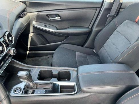 Certified 2023 Nissan Sentra SR FWD image 13