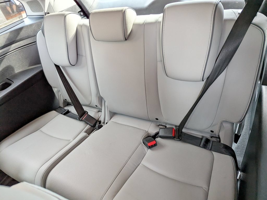 Used 2023 Honda Odyssey Elite image 46