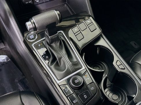 Used 2023 Kia Sportage EX image 20