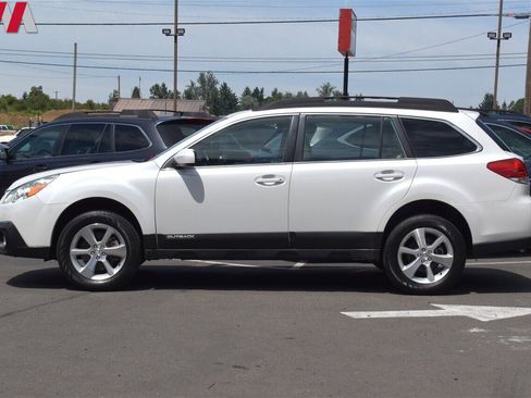 Used 2013 Subaru Outback 3.6R Limited image 8