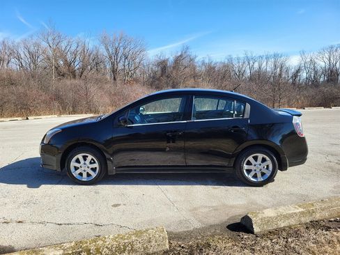 Used 2011 Nissan Sentra 2.0 SR FWD image 3