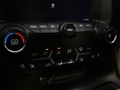 Used 2014 Chevrolet Corvette Z51 w/ 3LT Preferred Equipment Group image 29