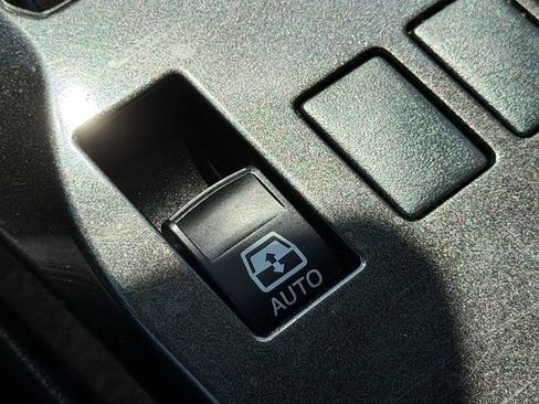 Used 2019 Toyota 4Runner Limited RWD image 31