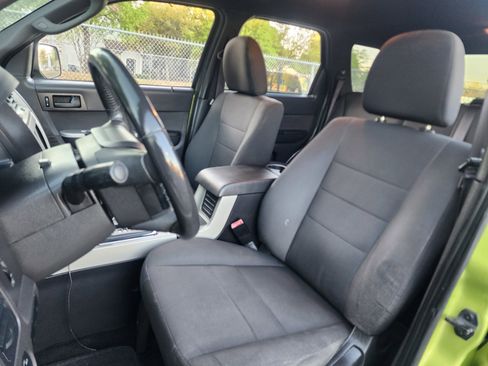 Used 2012 Ford Escape XLT image 24