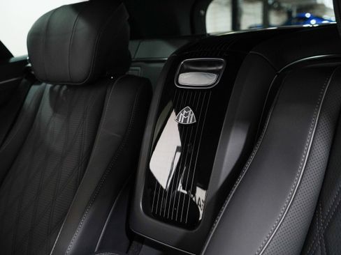 Used 2024 Mercedes-Benz Maybach GLS 600 4MATIC image 19