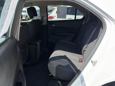 Used 2017 Chevrolet Equinox LS AWD/4WD image 26