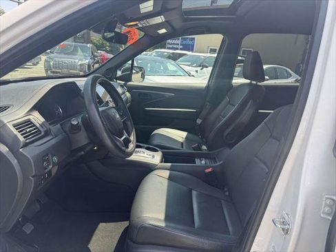 Used 2023 Honda Passport EX-L image 17