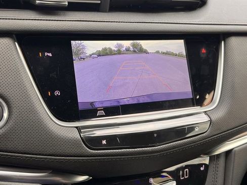 New 2026 Cadillac XT5 Luxury image 16