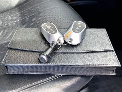 Certified 2023 Mercedes-Benz EQE 500 4MATIC Sedan image 14