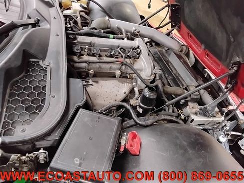 Used 2006 Pontiac Solstice Convertible w/ Premium Package image 9