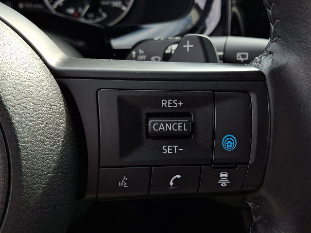 Used 2024 Nissan Pathfinder SV AWD/4WD image 21