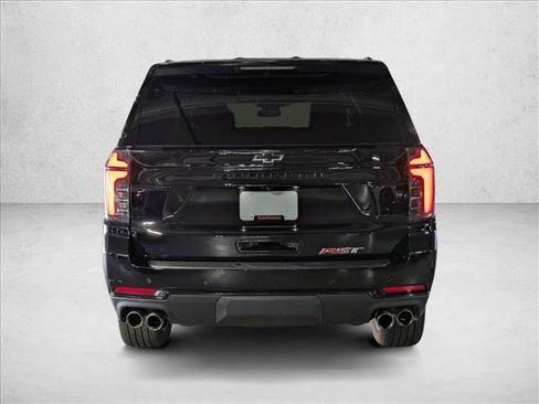 Used 2025 Chevrolet Suburban RST w/ Comfort Package AWD/4WD image 6