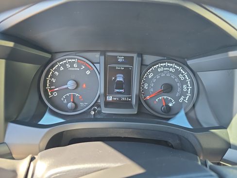 Used 2023 Toyota Tacoma SR image 21