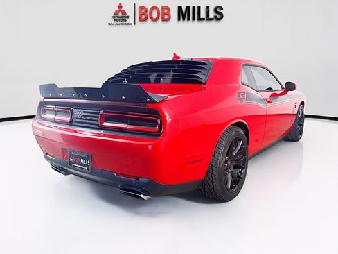 Used 2015 Dodge Challenger R/T Plus RWD image 7