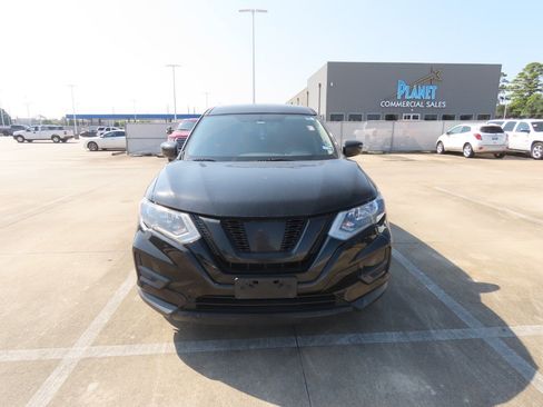 Used 2017 Nissan Rogue S AWD/4WD image 5