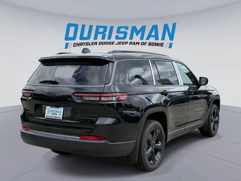 New 2026 Jeep Grand Cherokee L Limited w/ Limited Altitude Package AWD/4WD image 2