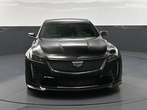 Used 2022 Cadillac CT5 V Blackwing w/ Carbon Fiber Package 2 RWD image 11