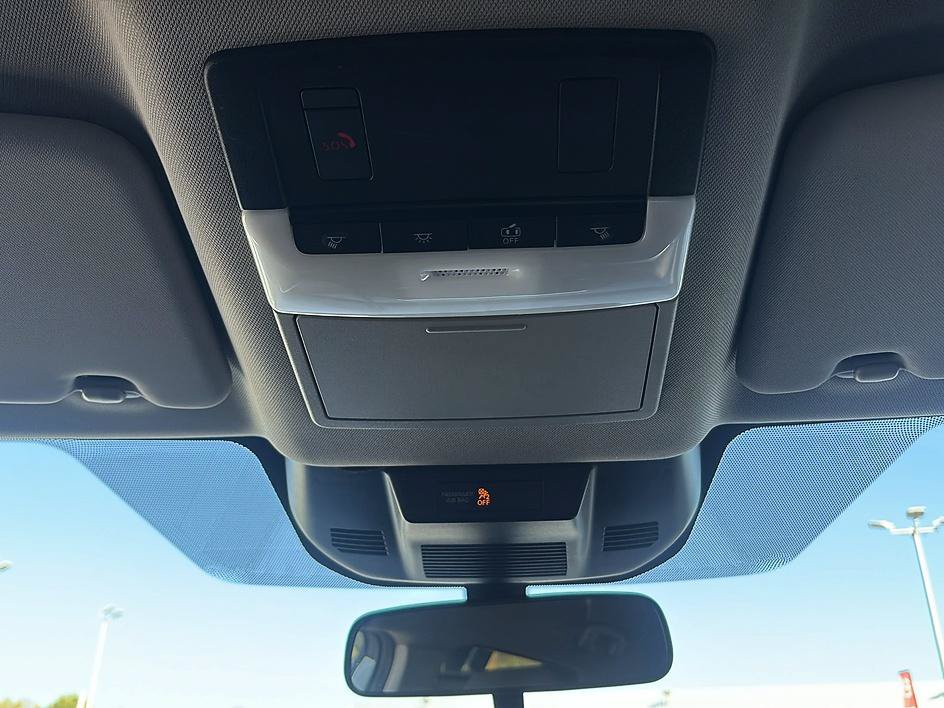 Certified 2025 Nissan Rogue SV AWD/4WD image 35