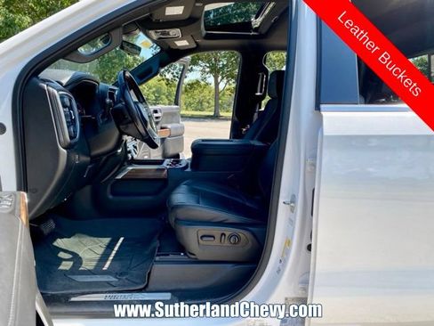 Used 2021 Chevrolet Silverado 1500 High Country w/ Technology Package AWD/4WD image 21