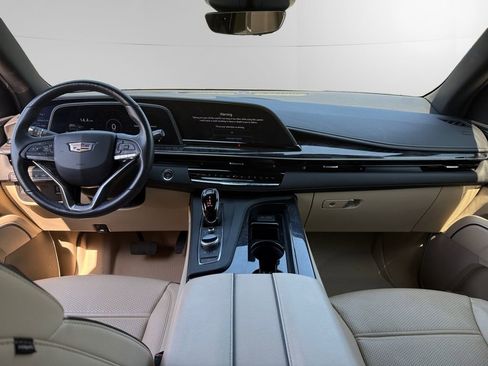 Used 2021 Cadillac Escalade ESV Premium Luxury image 10