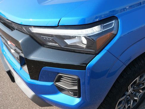 Used 2023 Chevrolet Colorado Z71 w/ Z71 Convenience Package 2 AWD/4WD image 15