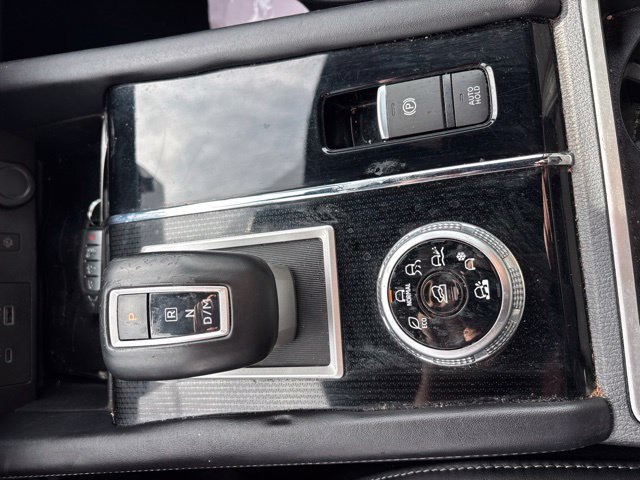 Used 2023 Mitsubishi Outlander SE AWD/4WD image 13