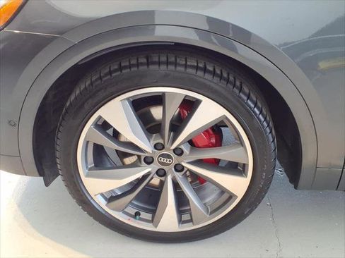 Certified 2023 Audi SQ5 Prestige w/ Prestige Package AWD/4WD image 8